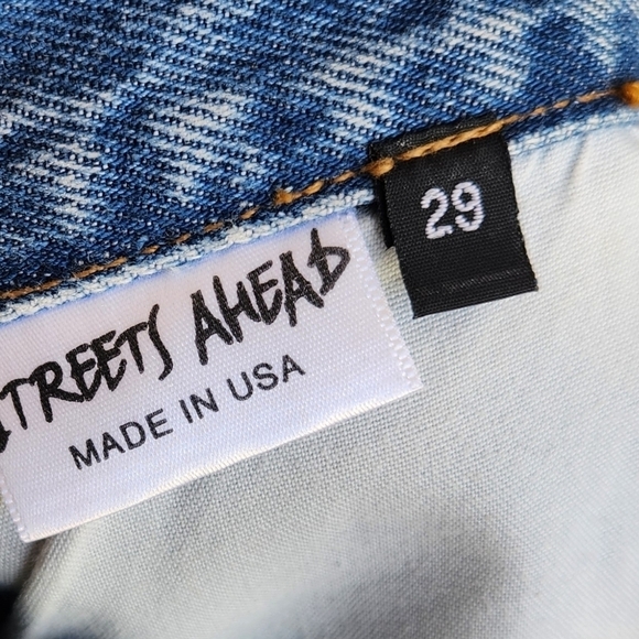 Cool vintage redone Levi's skirt by Streets‎ Ahead - Picture 8 of 8